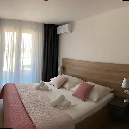 Amfora * 마카르스카